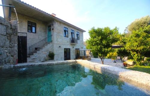 VILLA DOS SANTOS - COUNTRY HOUSE