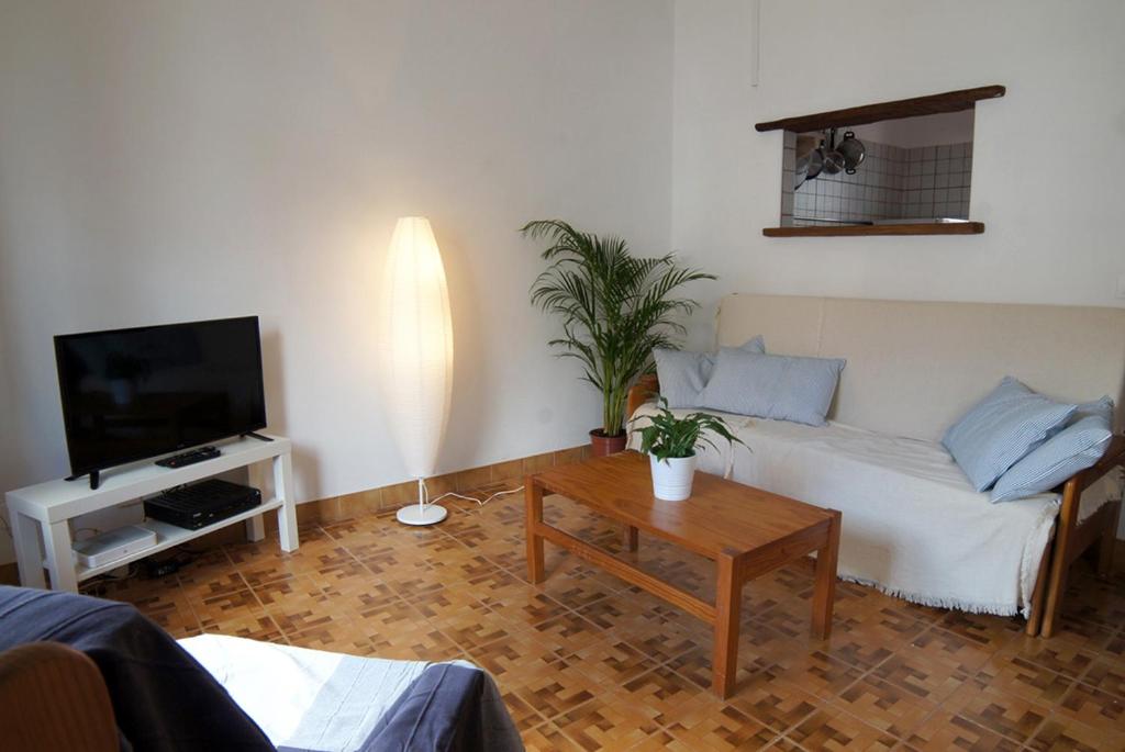 FRONTLINE SEAVIEW SALEMA