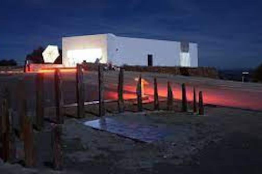 SUNRISE MONSARAZ RED