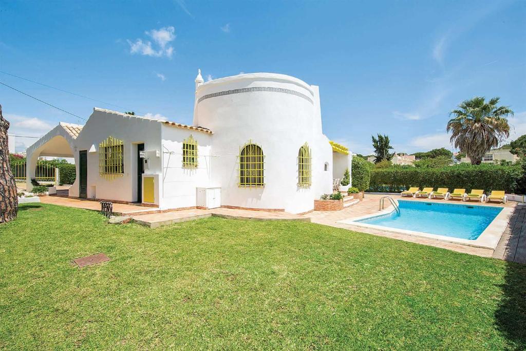 VILA DINIS