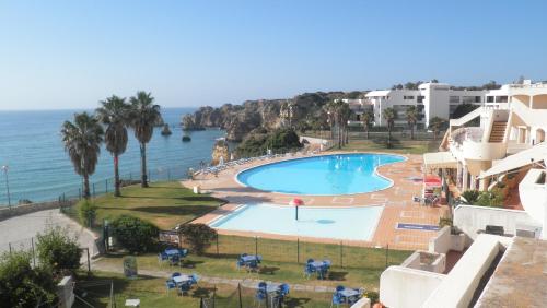AL IBERLAGOS