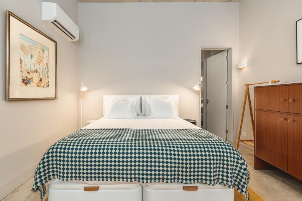 Image of Tanger Suite