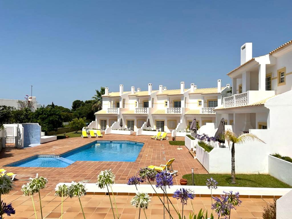 Image of BALAIA PLAZA
