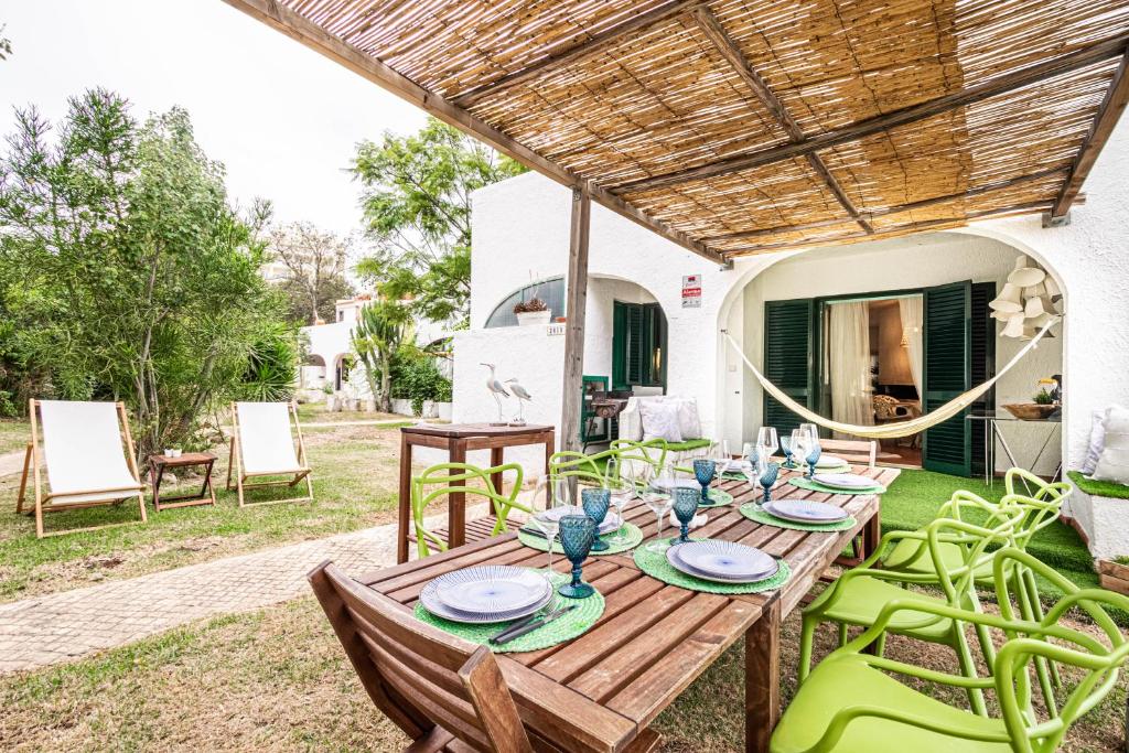 VILAMOURA TROPICAL BEACH VILLA