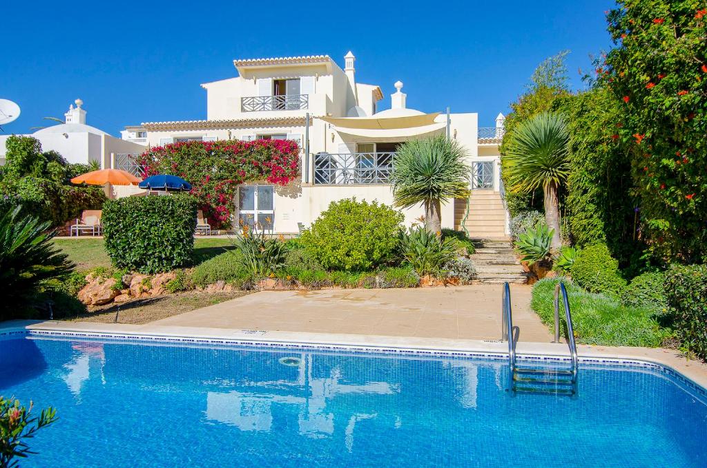 VILLA VISTA