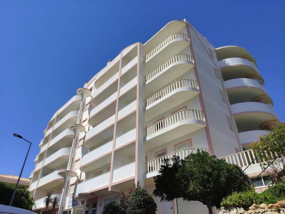 DUARTE APARTMENTS