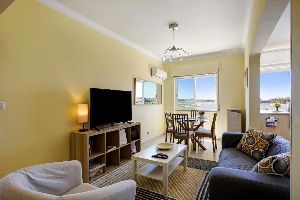 FANTASTIC APARTMENT IN PORTIMÃO