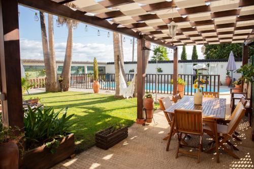 MATOUCO VALLEY COUNTRY SUITES