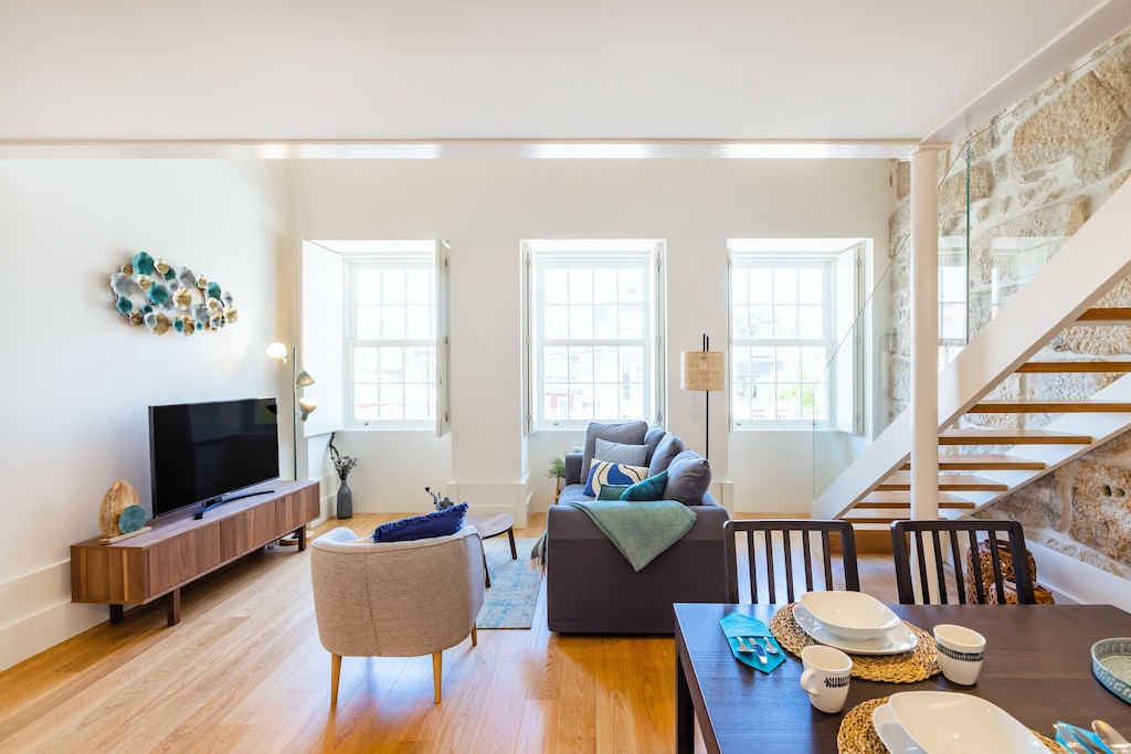 NM LOFT