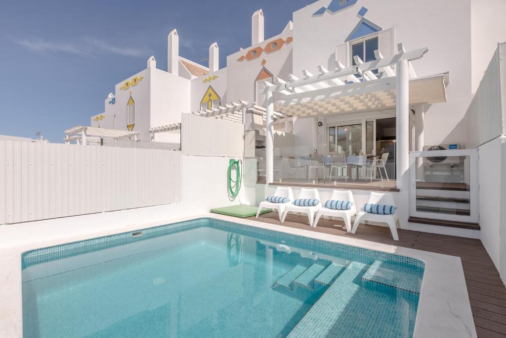 Image of Beach & Pool Villa