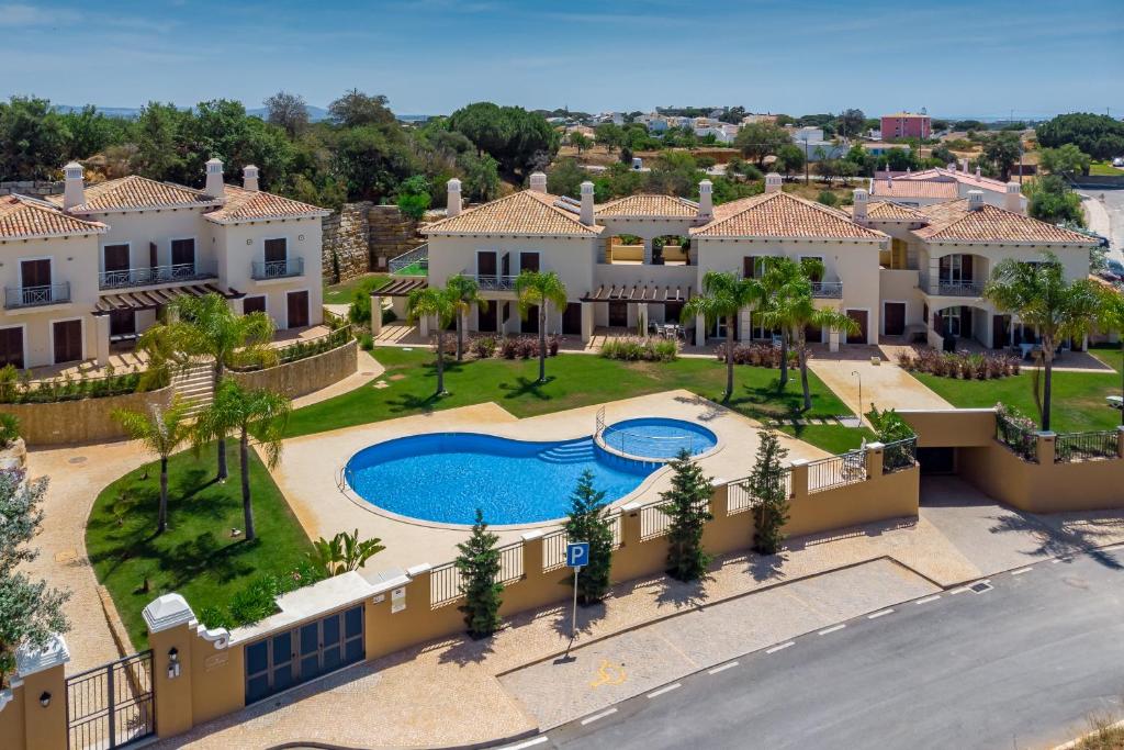 Image of Condomínio Cascata Village