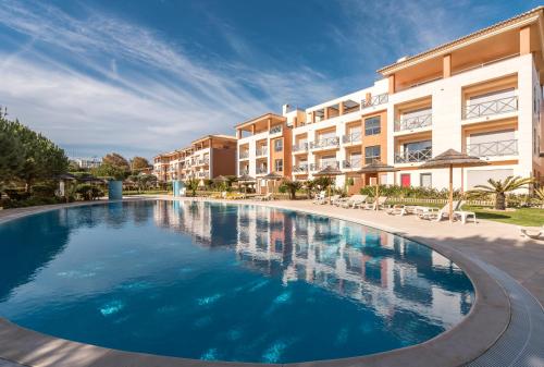 CORREEIRA SUNRISE & POOL