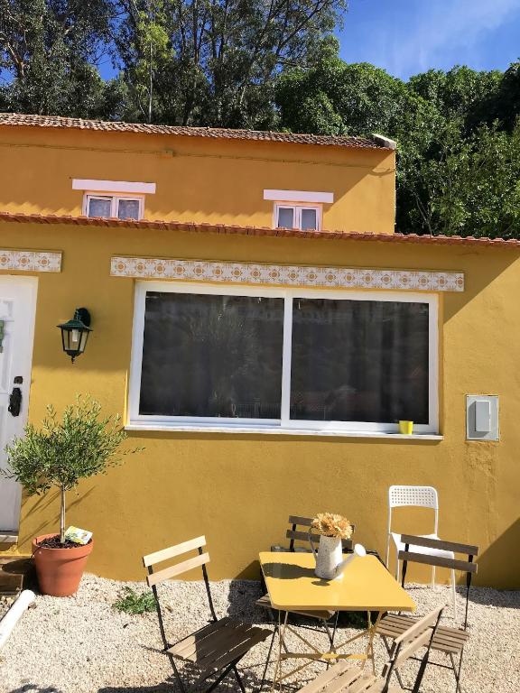 ORANGE HOUSE