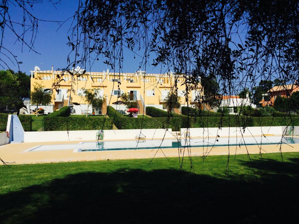 Image of Relvados Da Balaia - E