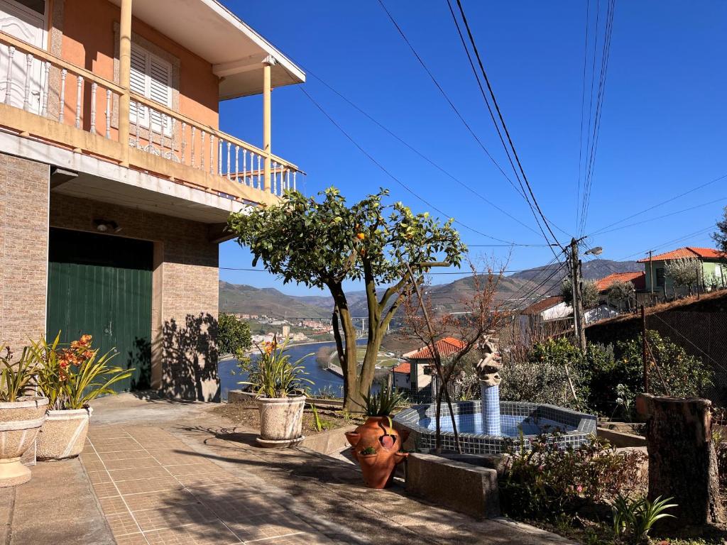CASA DE SERGUDE