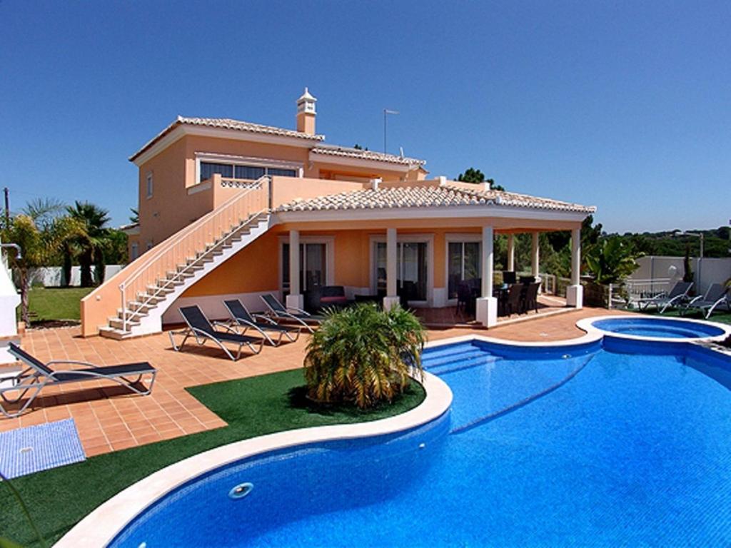 LIDADOR BOUTIQUE APARTMENTS