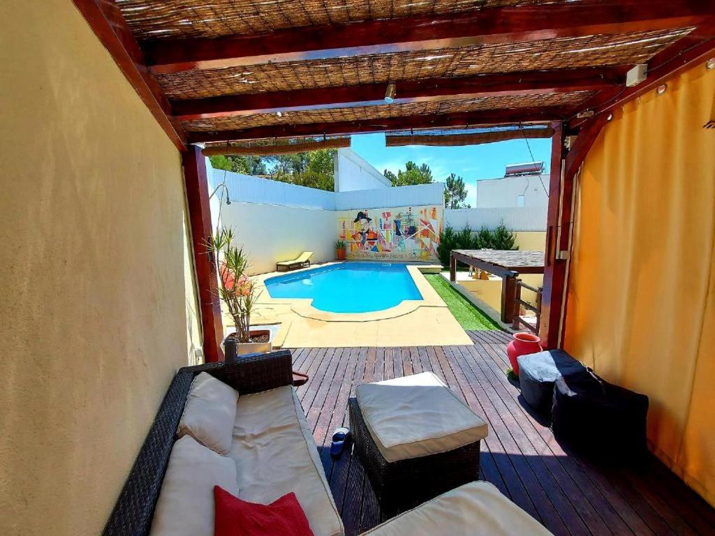 Image of Trendy Stylish with Pool by Lagoa