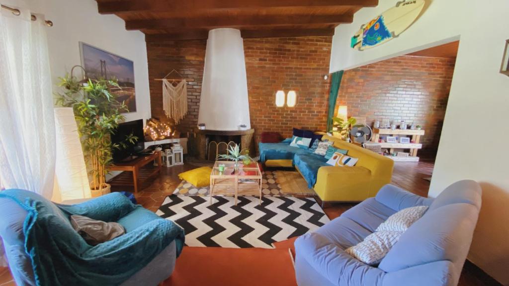 KANALOA CAPARICA SURF LODGE