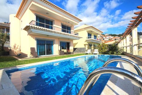 VILLA LIVRAMENTO