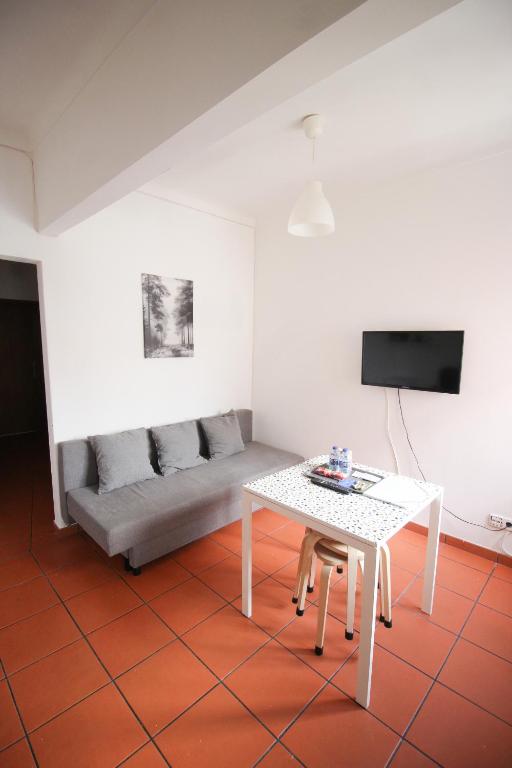 Image of ORIENTE DNA STUDIOS WELCOME2LX