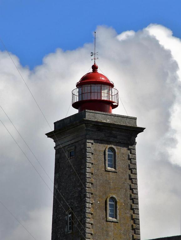 CASA DO FAROL DE MONTEDOR