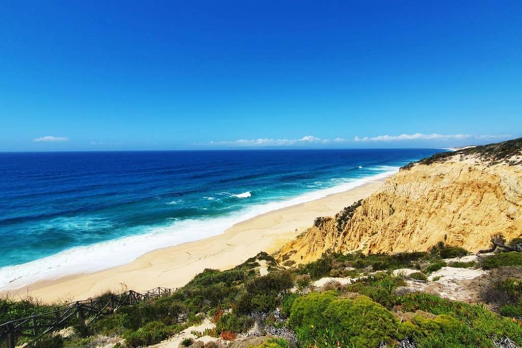 Image of Costa da Galé rustic beachhouse
