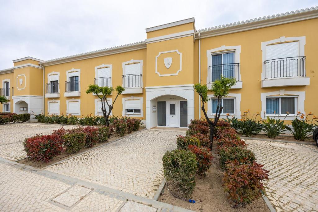 Image of T2 Bedroom Apartment Bayview Boavista Resort