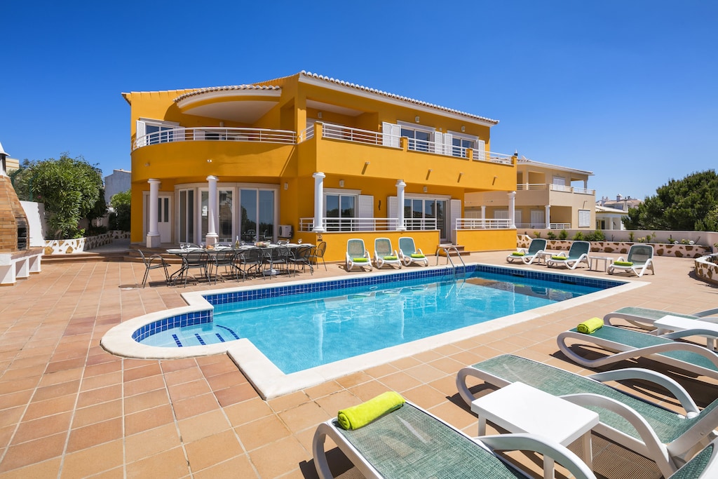 VILA GOLFINHO