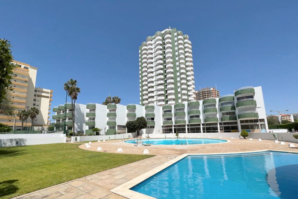 PÉ NA AREIA