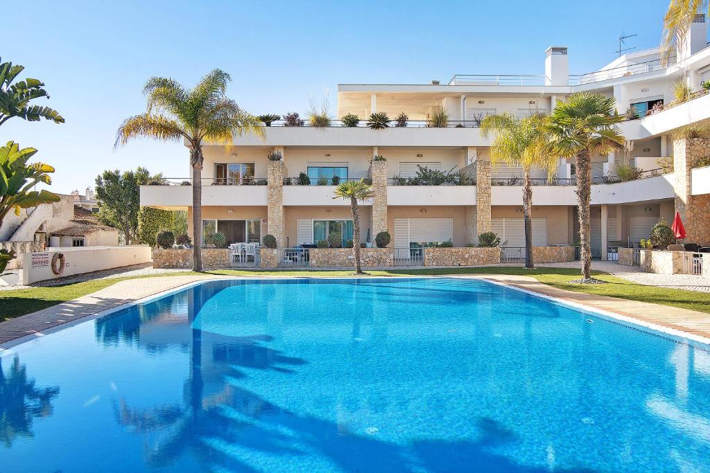 FAMILY GUEST HOUSE 