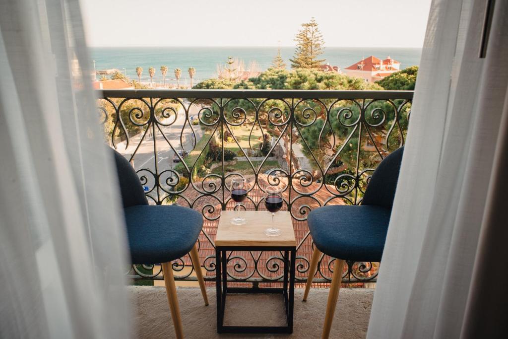 CHALET FUTURO GARDEN BY THE SEA