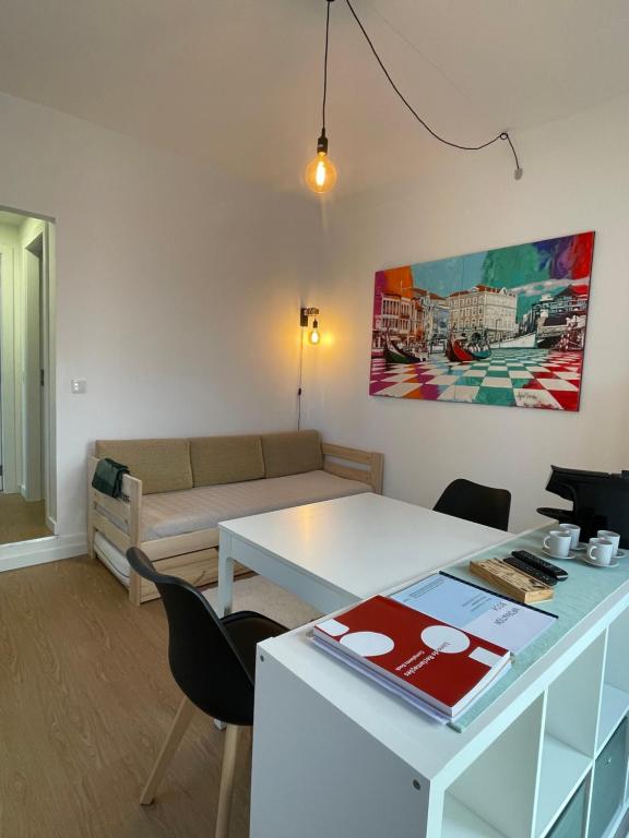 Image of Estudio Albergaria II