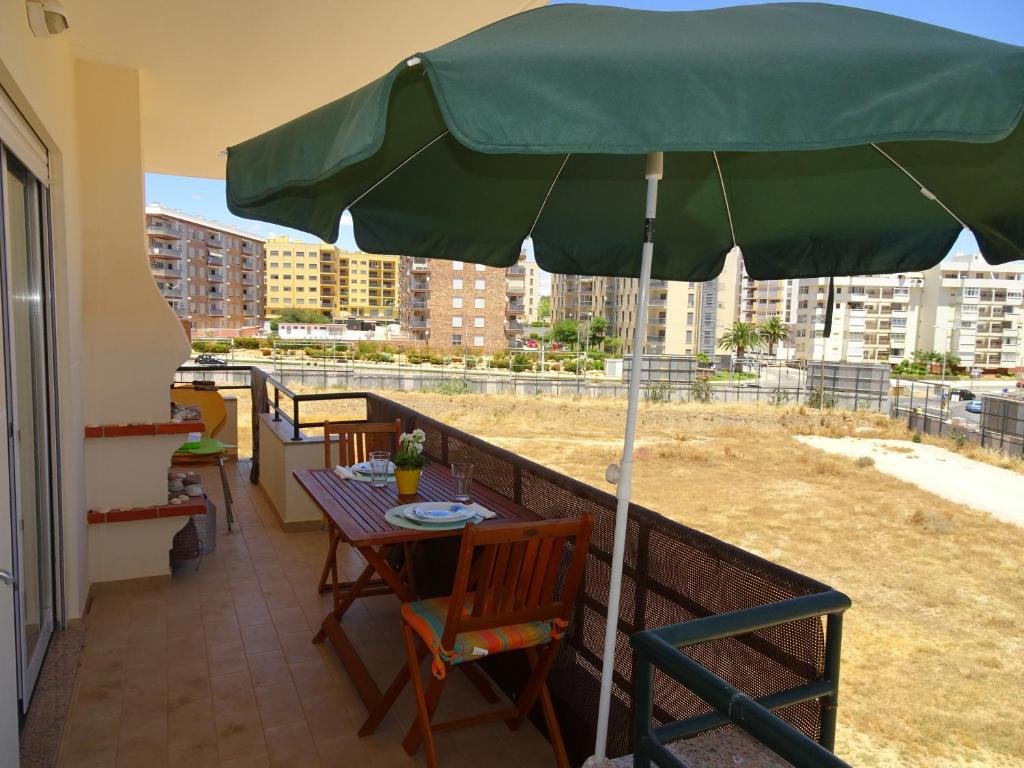 Image of Great Flat in Armação de Pêra