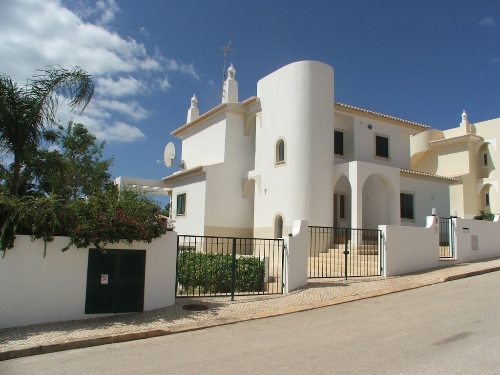 Image of APARTMENT ROSA