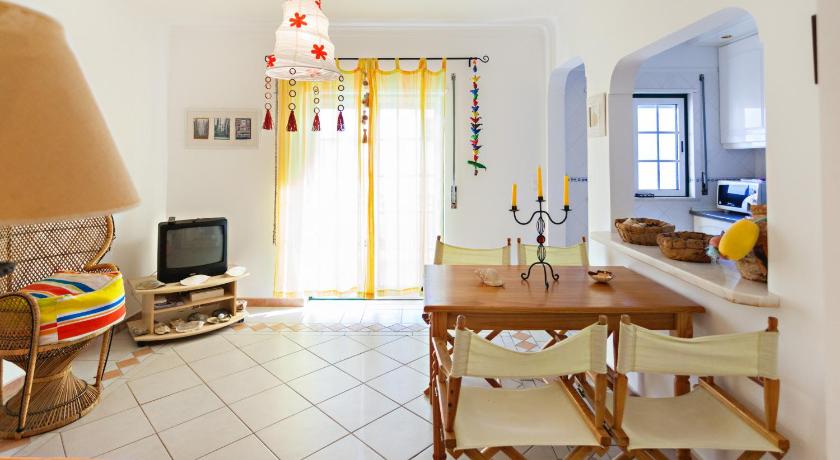 Image of Cantinho de Cabanas by ALGARTUR