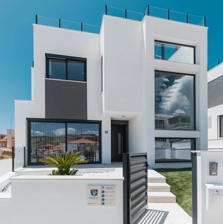 Image of VILLA RIONEIVA