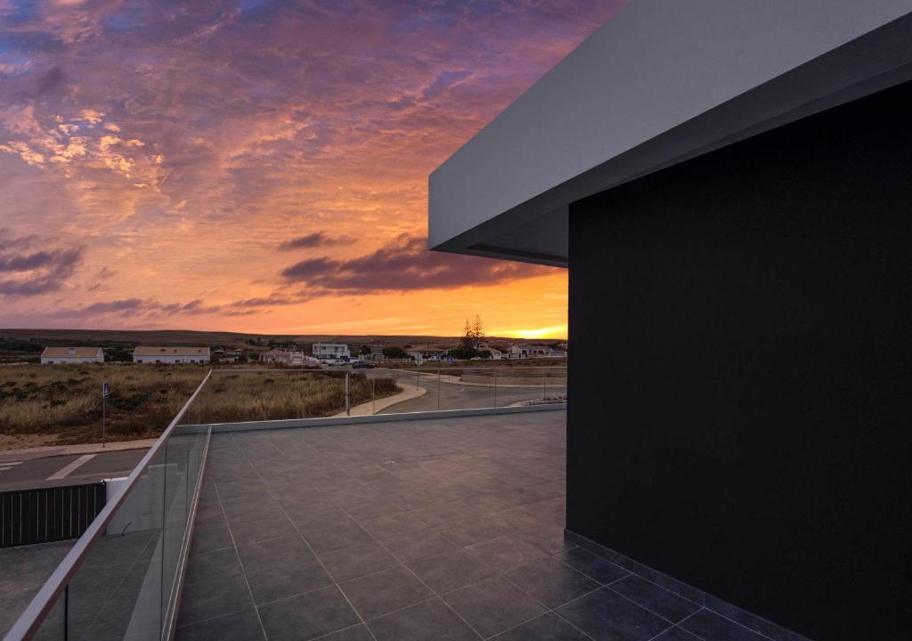 Image of Sunset House