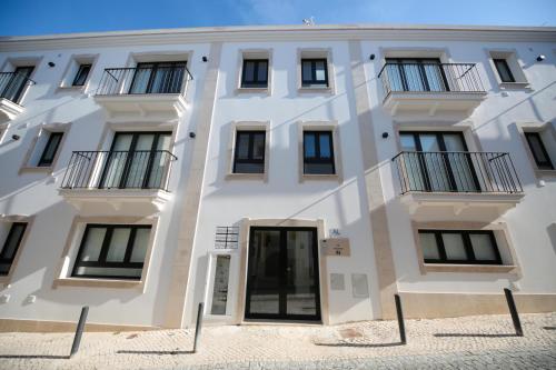 LUX LIFE PROPERTIES