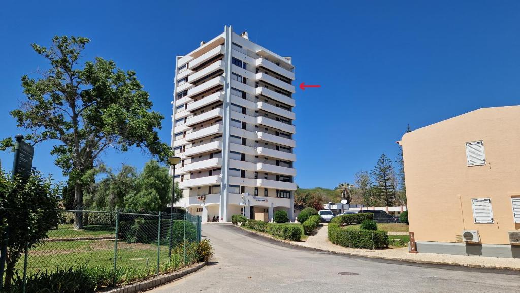 Imagem de TORRE A EDIFÍCIO ESTRELA DO MAR