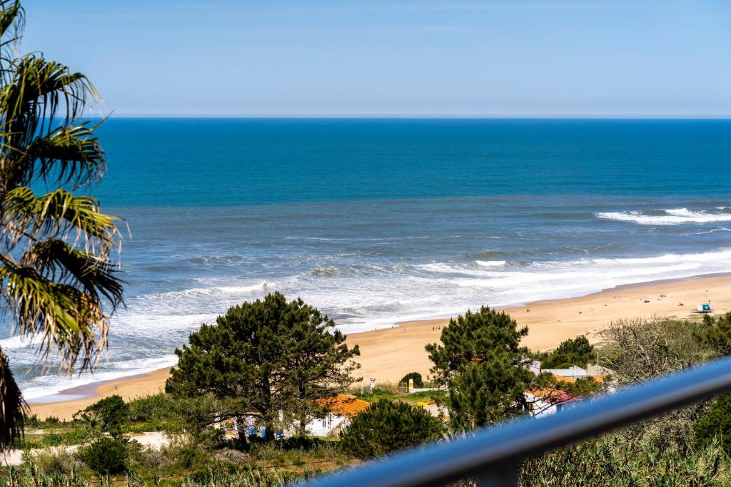 LOFT NAZARÉ WAVES