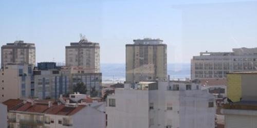 Image of Sunny Caparica