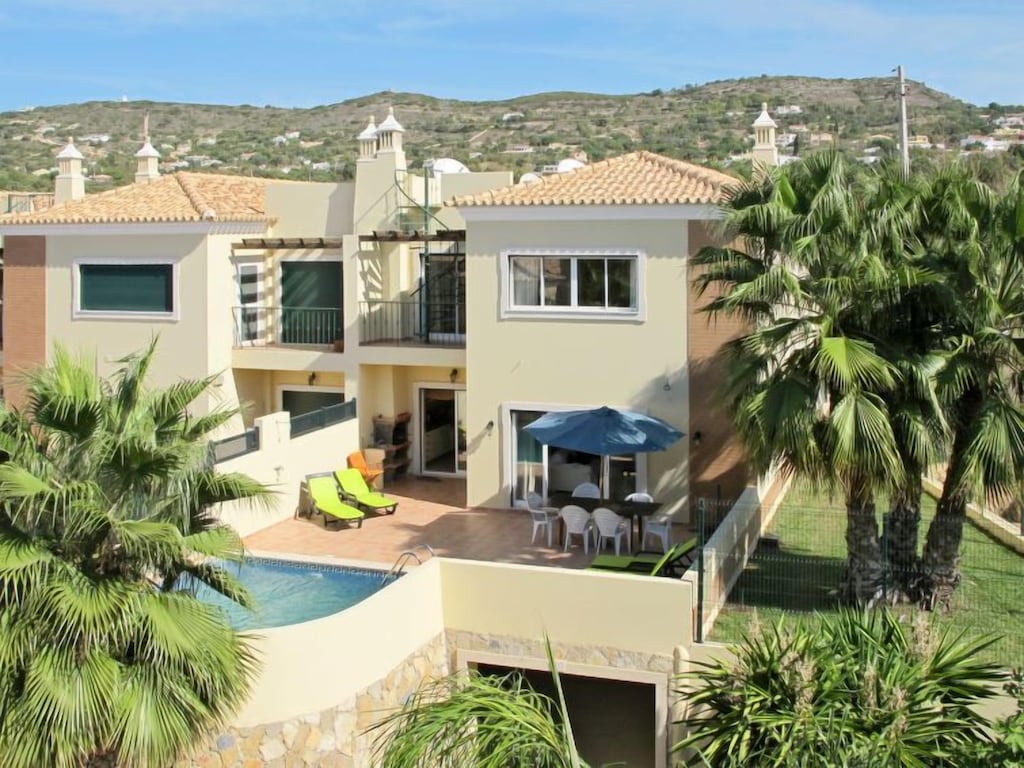 Image of Sta Bárbara Pool & Palm Villa