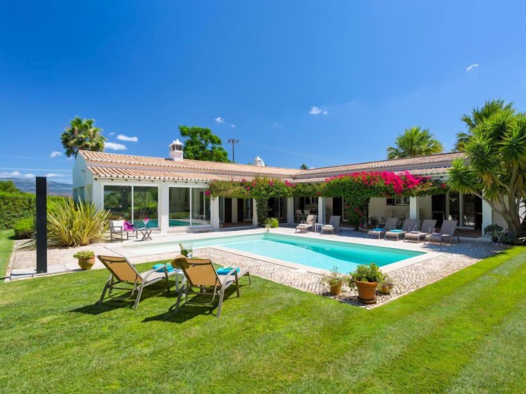 Image of CASA SYLVIE