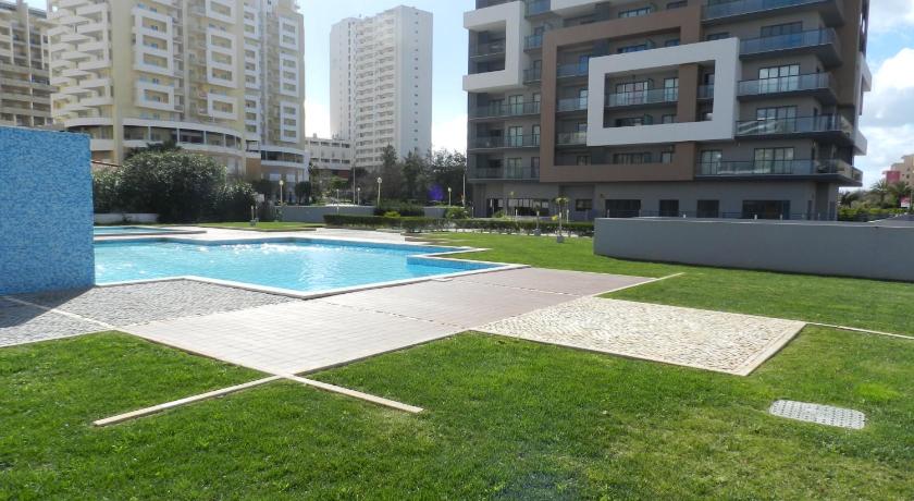 Image of APARTAMENTO COM PISCINA