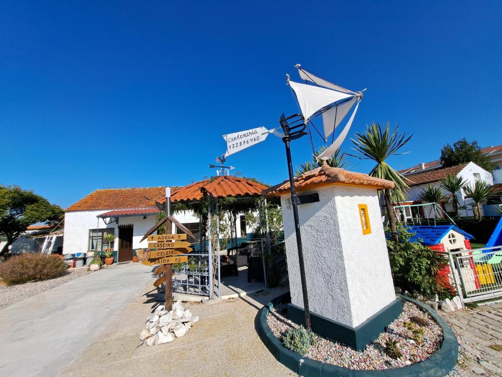 CENTENÁRIA