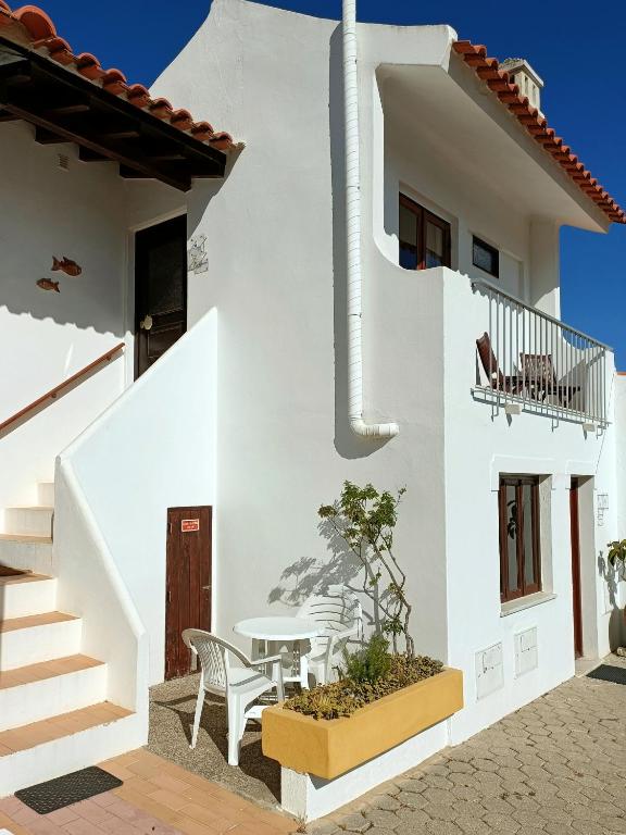 Image of Casa dos Pinheiros - Apartamentos da Arriba