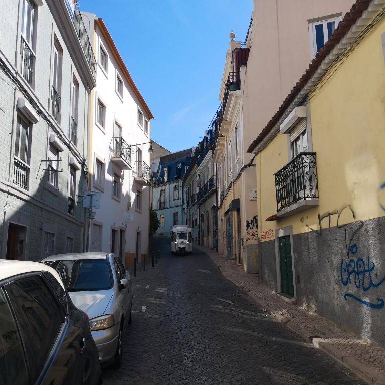 LISBON BELVEDER INTENDETE BALCONY