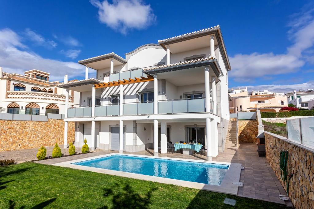 Image of APARTAMENTOS 2 ROSAS - I -