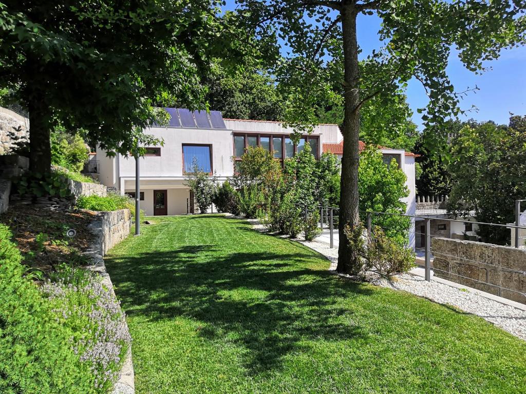 Image of M. T CHIADO LOFT