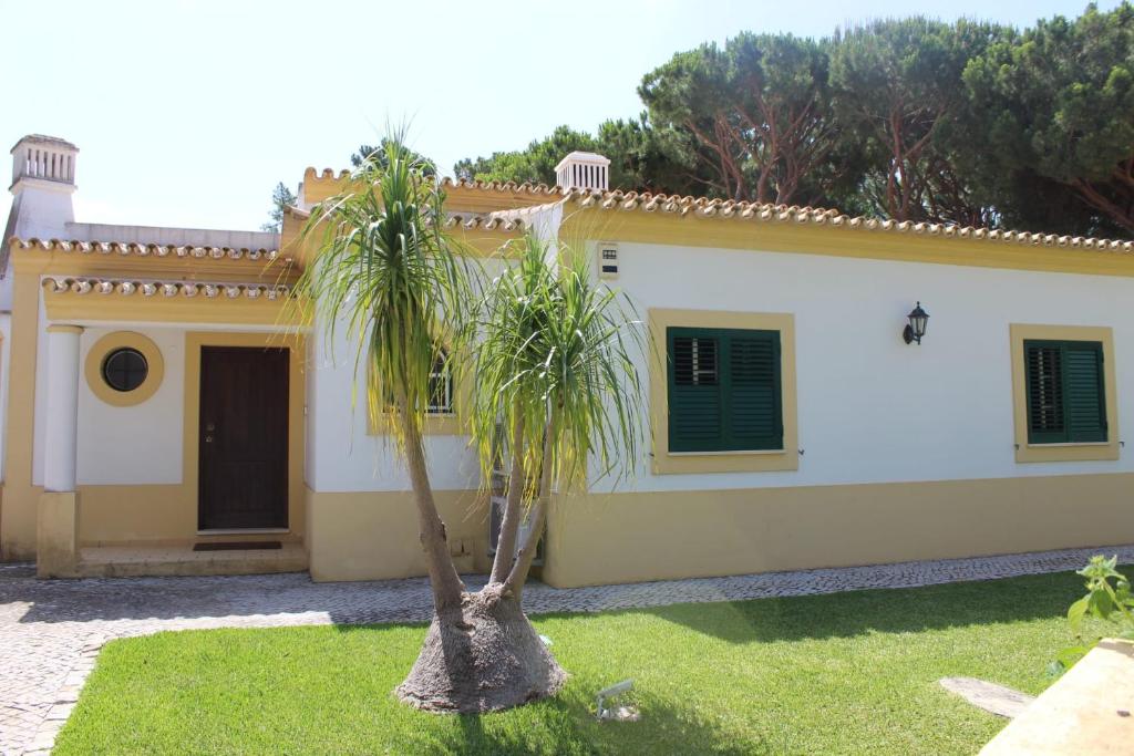 Image of Pinewood Villa